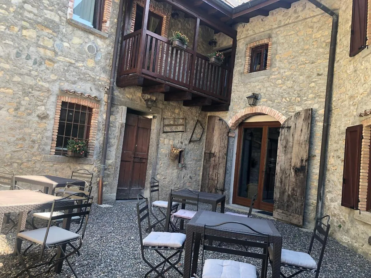 Bed & Breakfast B&B Il Castellaccio - Albavilla